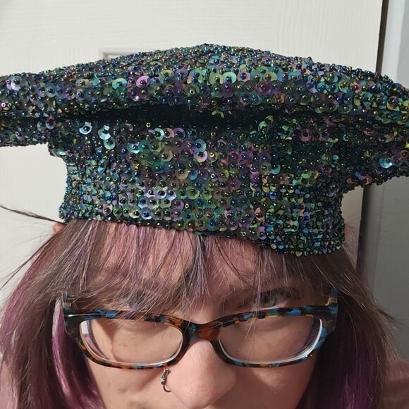 Vintage 1980s JC Statement Beret With Iridiscent Sequins - Picture 8 of 9